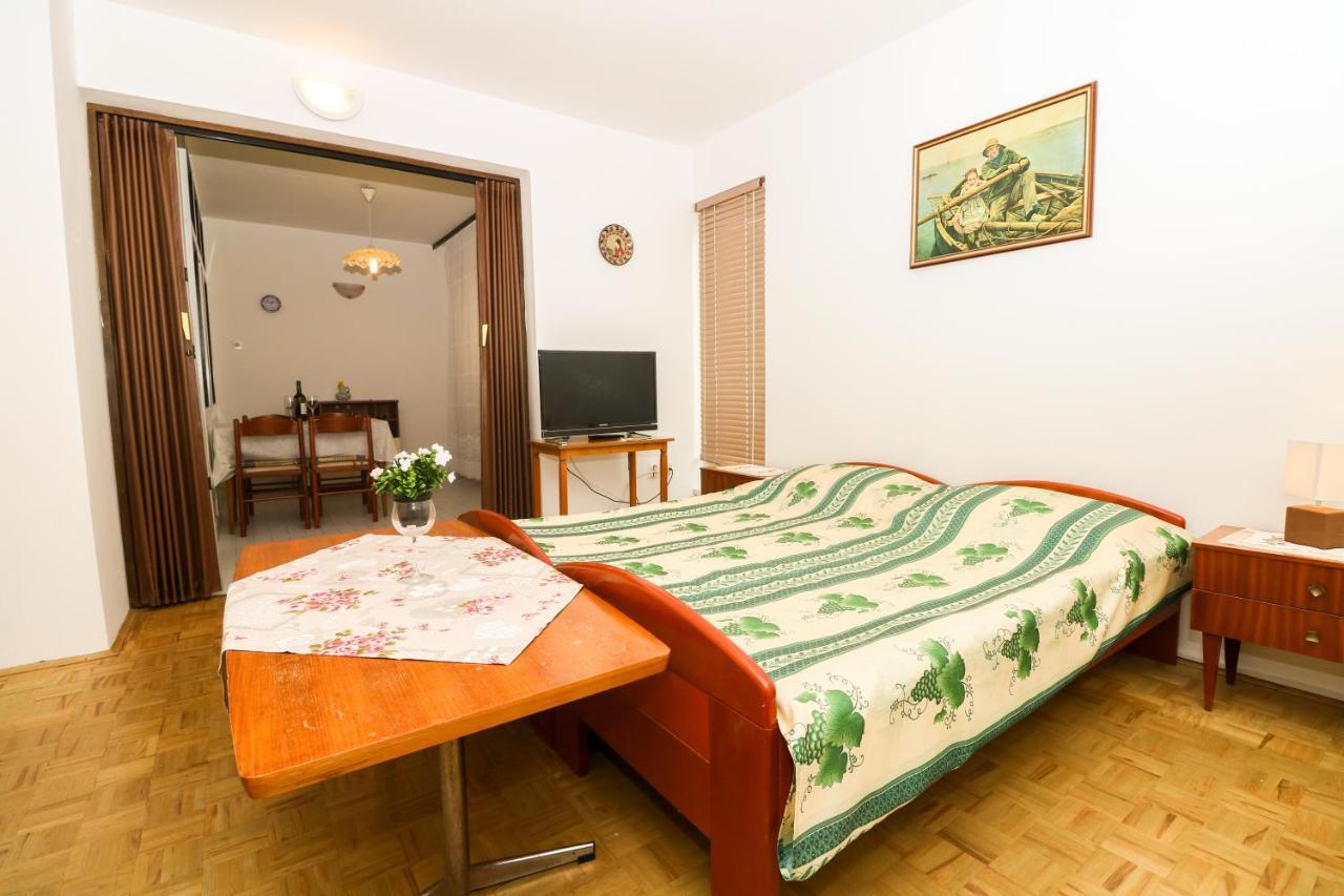 Apartments Magasic With Terrace Baška Eksteriør billede