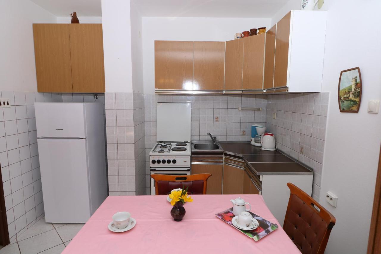 Apartments Magasic With Terrace Baška Eksteriør billede